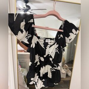 Sienna Sky Black and White Flutter sleeve top